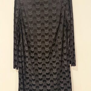 Black Chevron-Pattern Long Sleeve Dress